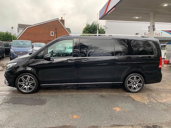 Used Mercedes-Benz V-Class 2020 for sale - 76572479: Photo