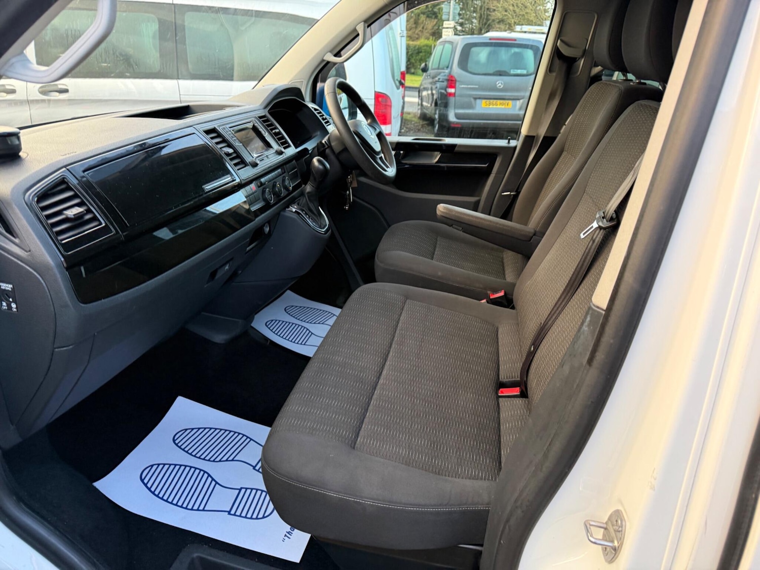 Used Volkswagen Transporter Shuttle 2019 for sale - 77254610: Photo 12