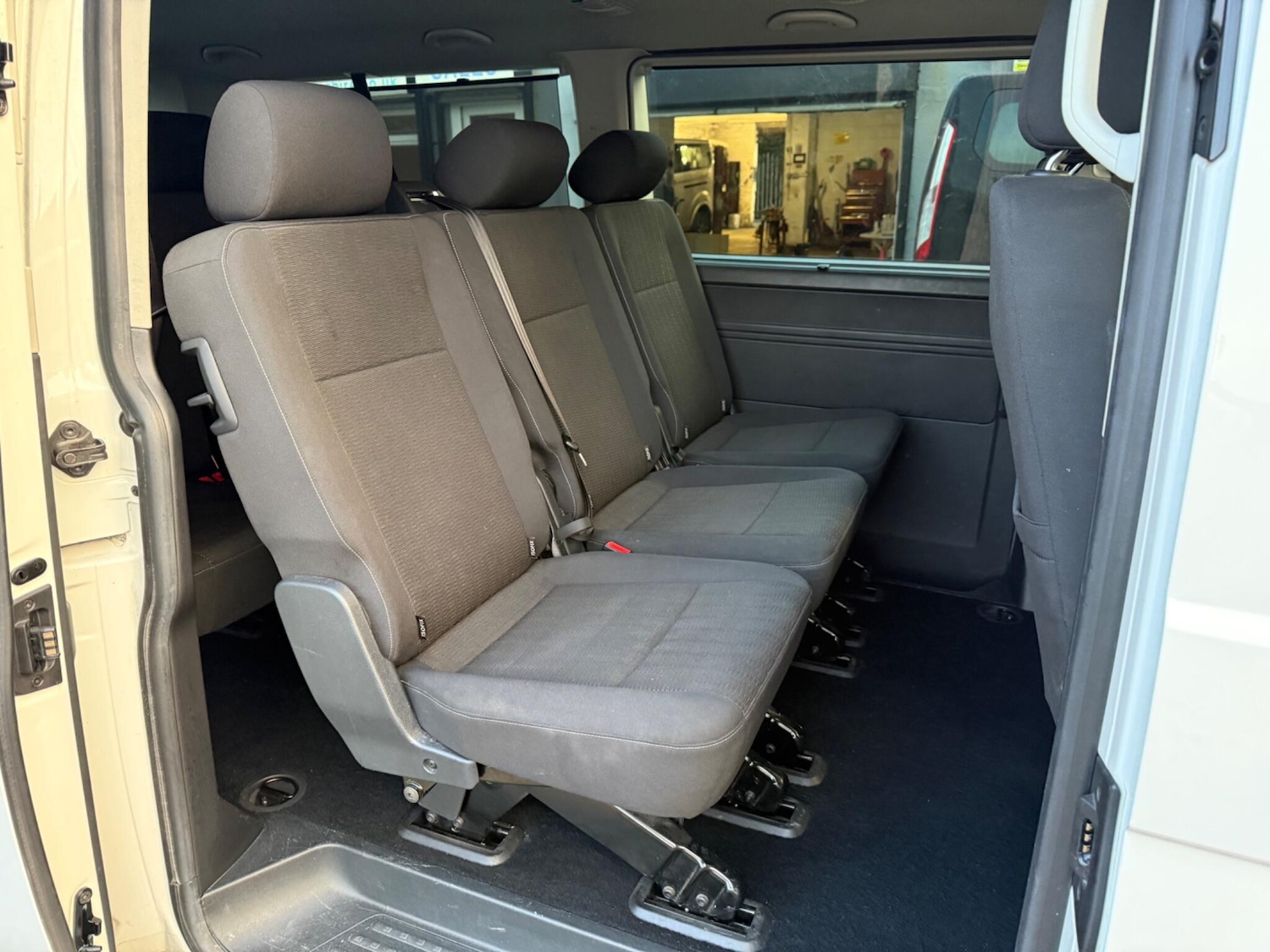Used Volkswagen Transporter Shuttle 2019 for sale - 77254610: Photo 15