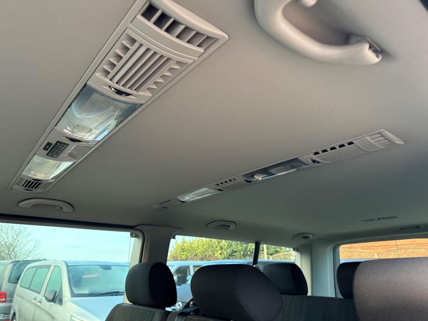 Used Volkswagen Transporter Shuttle 2019 for sale - 77254610: Photo 20