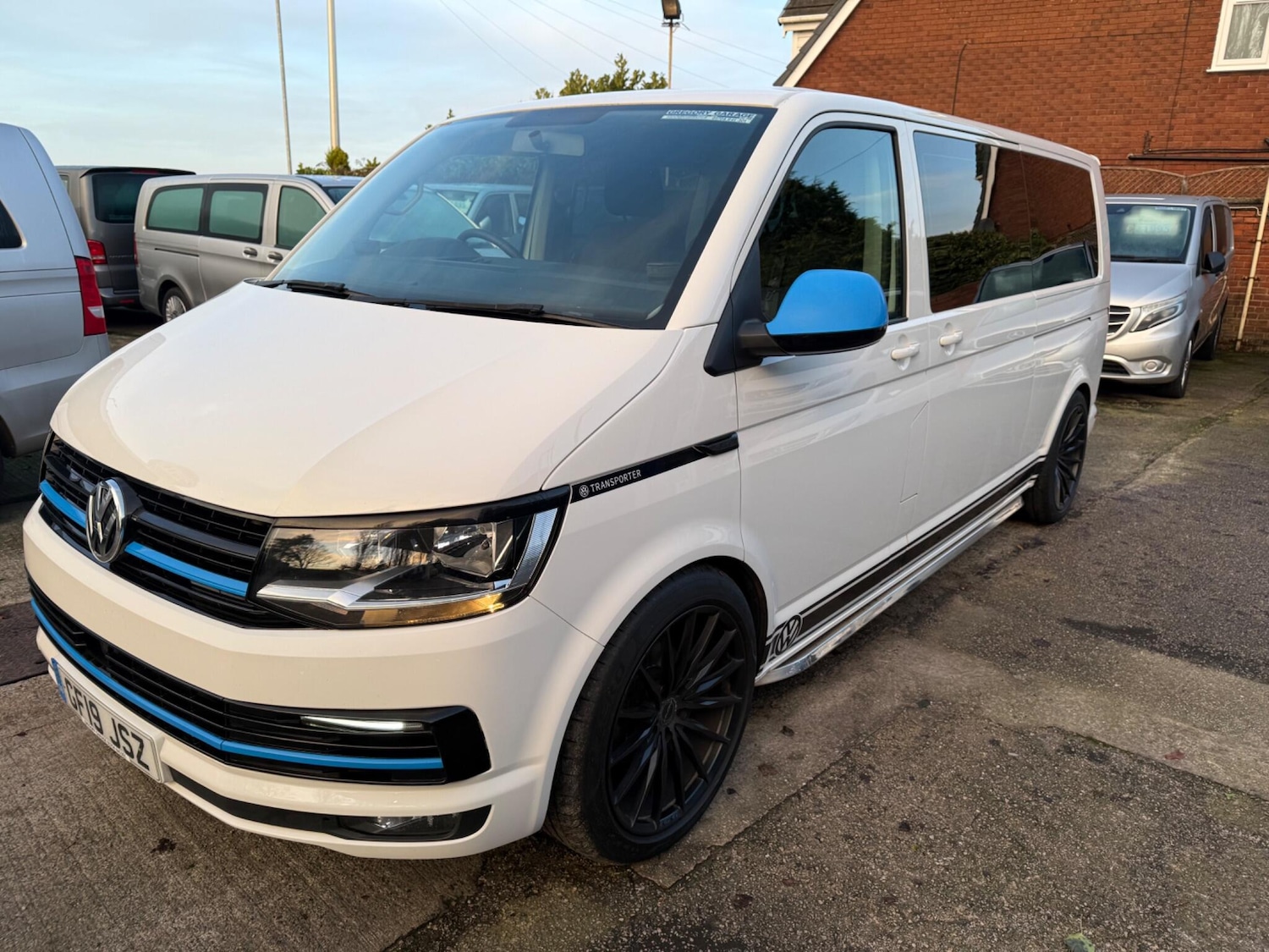 Used Volkswagen Transporter Shuttle 2019 for sale - 77254610: Photo 3