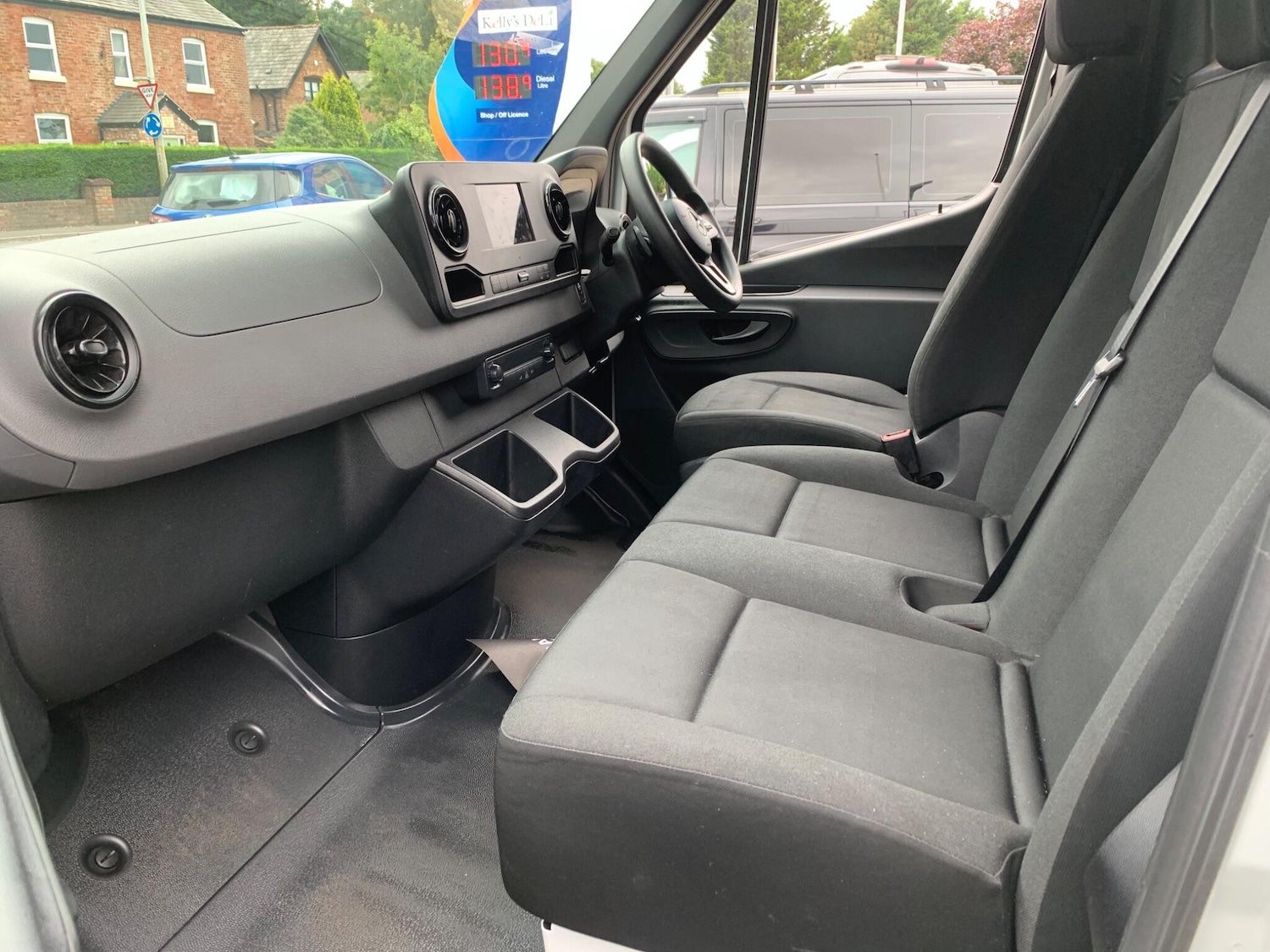 Used Mercedes-Benz Sprinter 2020 for sale - 76991737: Photo 10