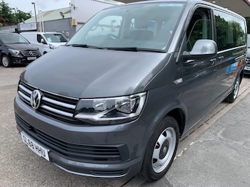 Used Volkswagen Transporter Shuttle 2018 for sale - 78879076: Photo