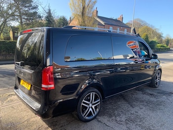 Used Mercedes-Benz V-Class 2017 for sale - 78170784: Photo