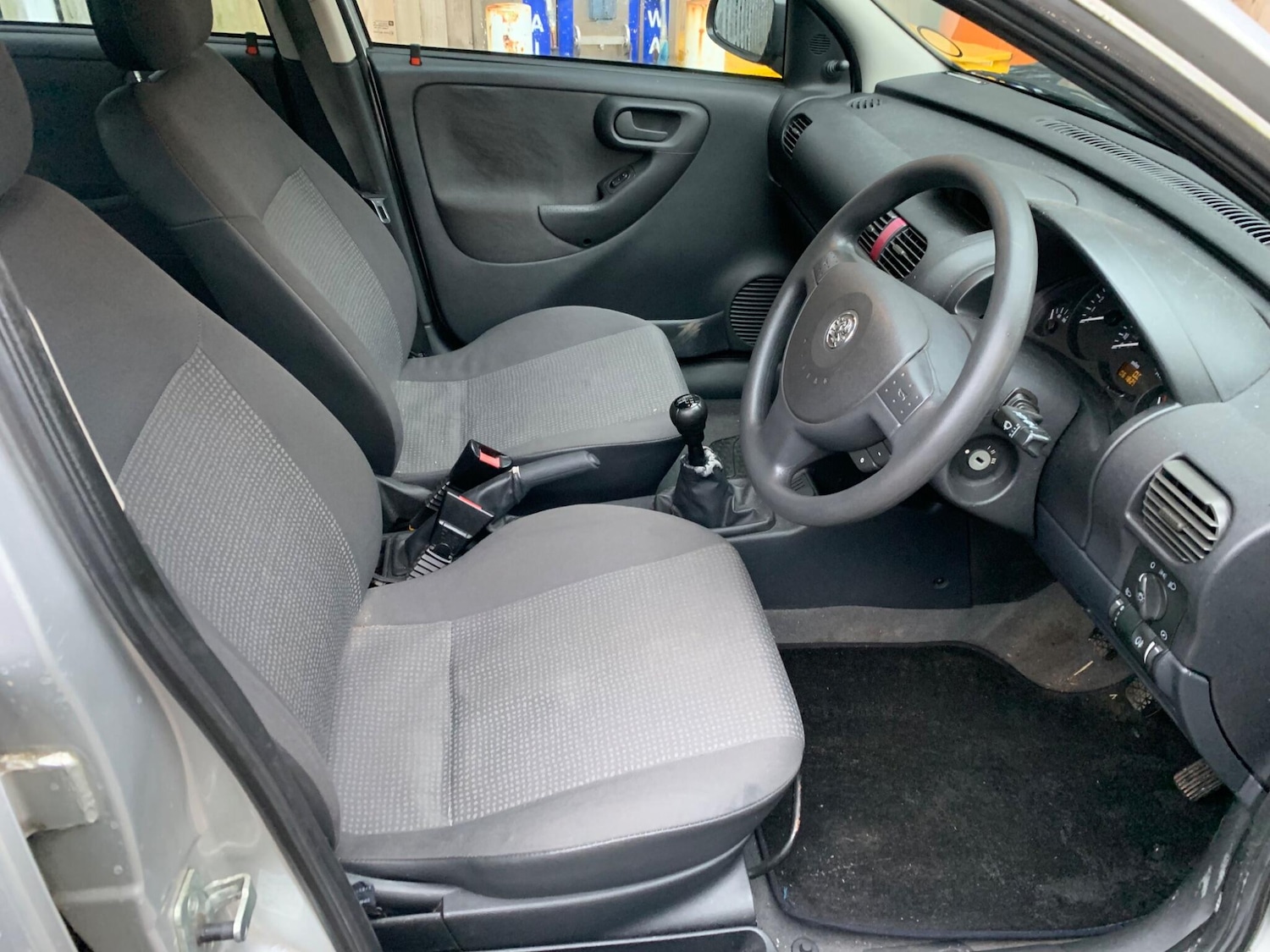 Used Vauxhall Corsa 2004 for sale - 77439857: Photo 8