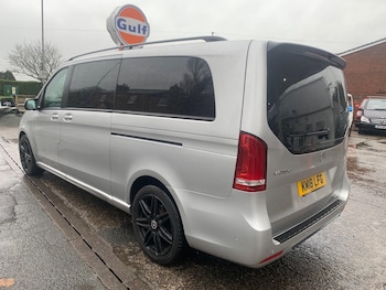 Used Mercedes-Benz V-Class 2018 for sale - 77612384: Photo