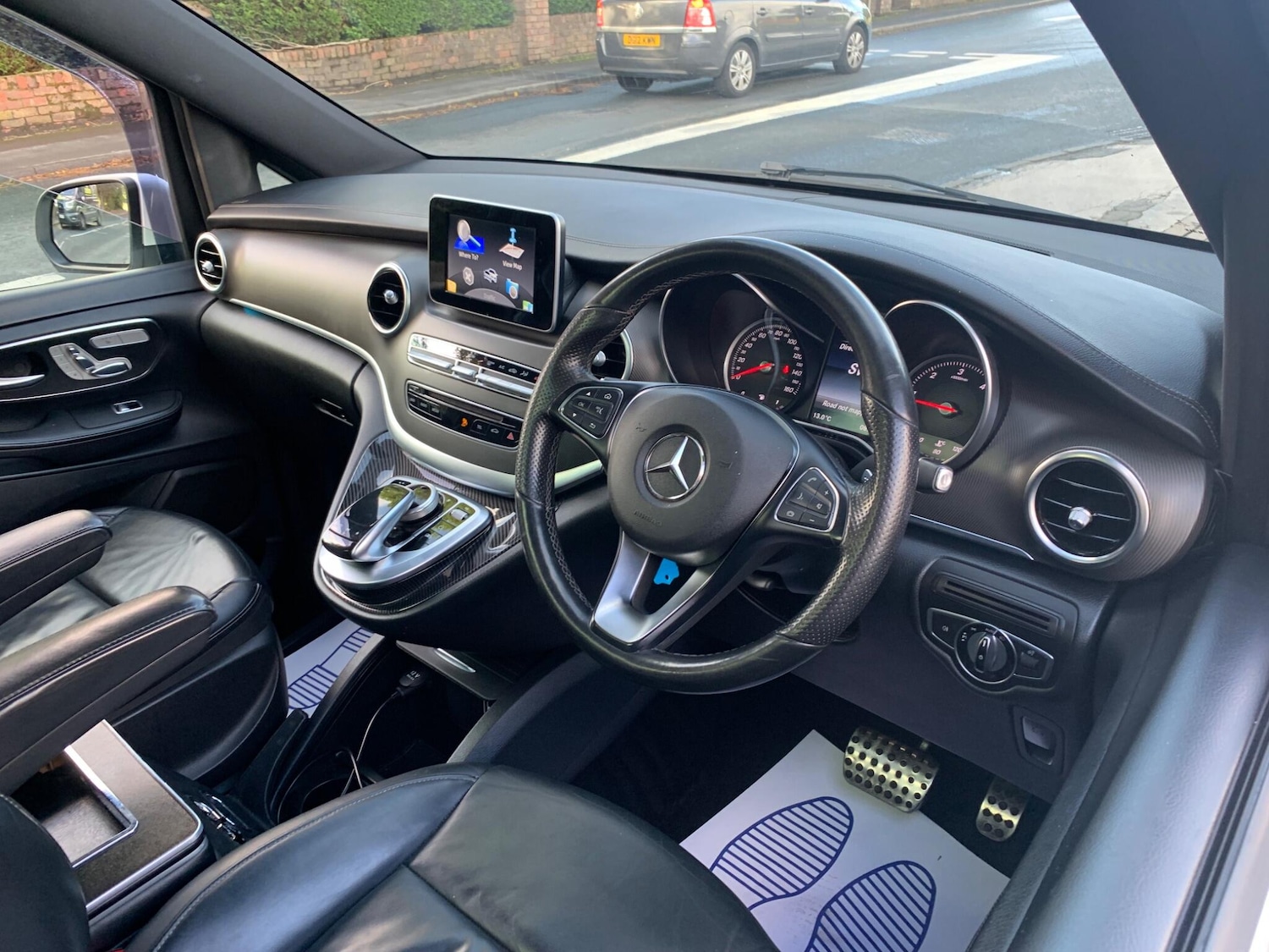 Used Mercedes-Benz V-Class 2016 for sale - 76122703: Photo 11