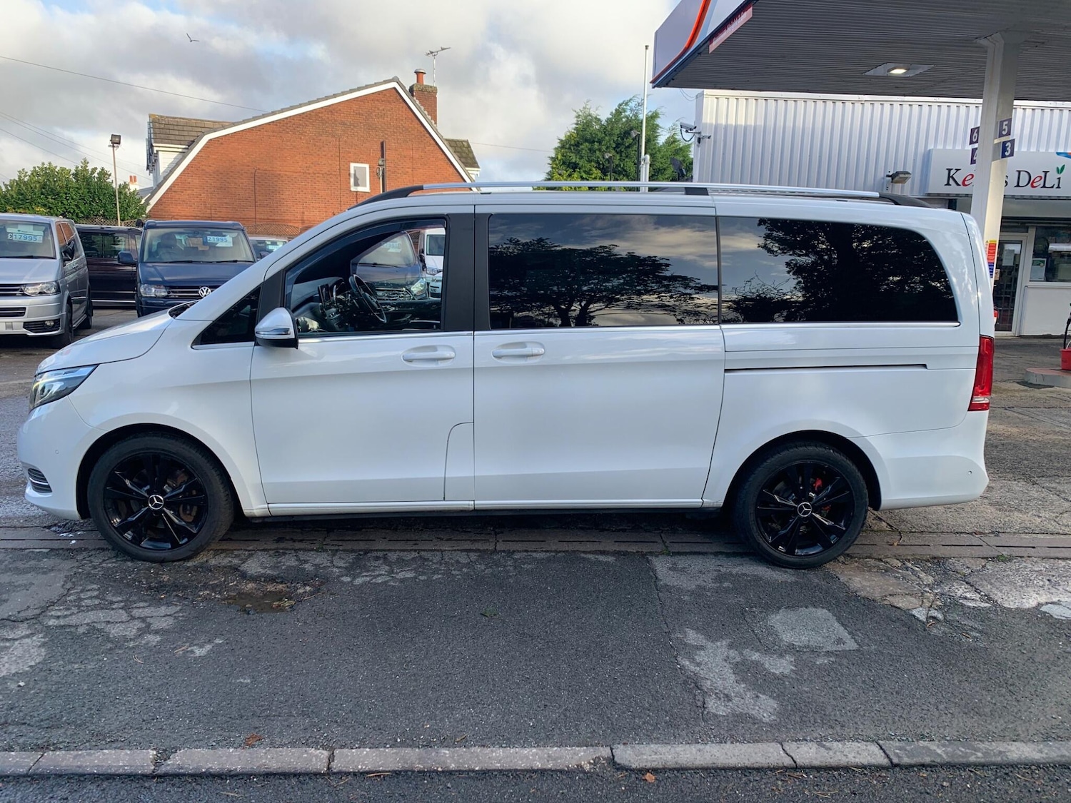 Used Mercedes-Benz V-Class 2016 for sale - 76122703: Photo 6