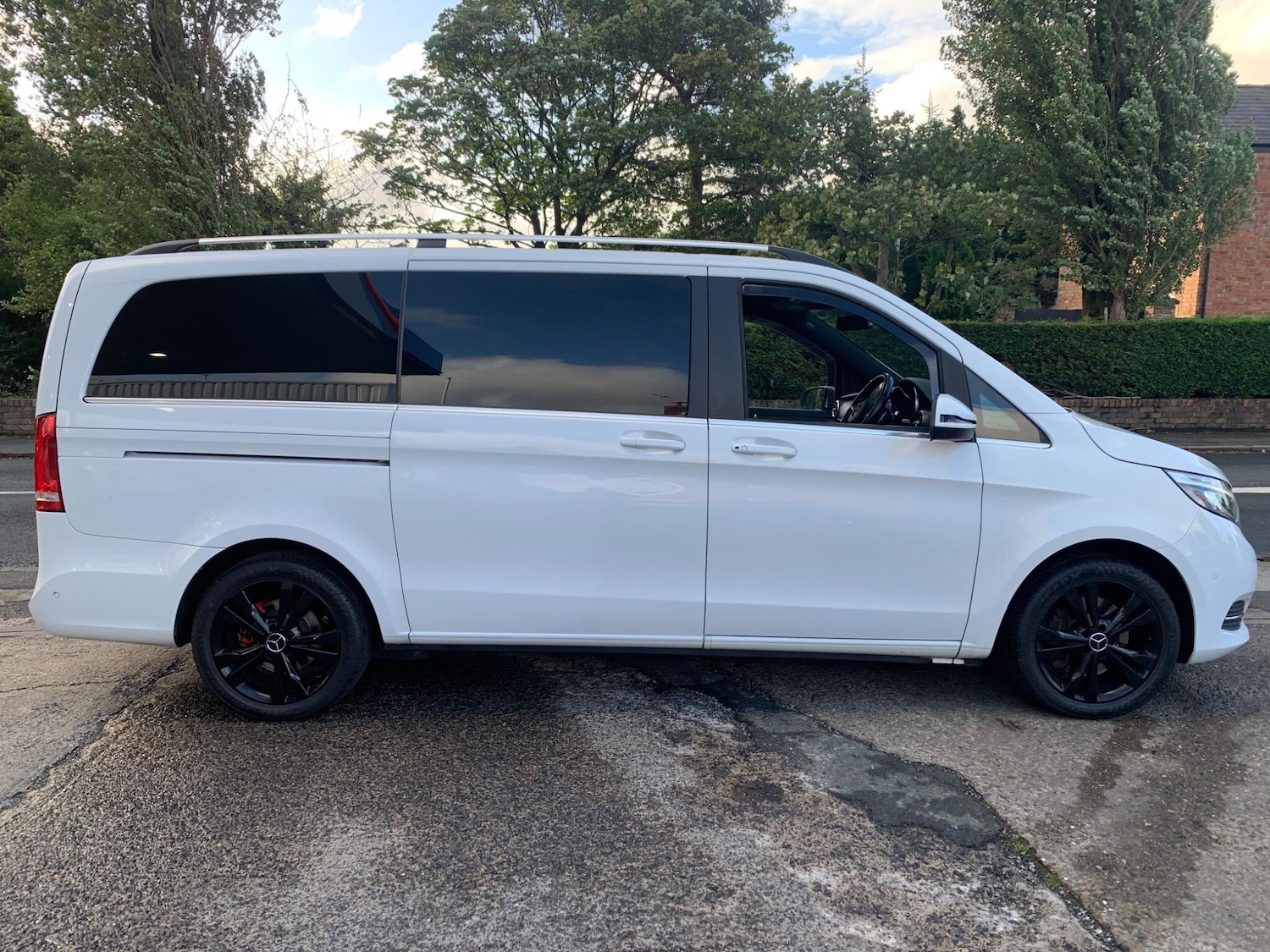 Used Mercedes-Benz V-Class 2016 for sale - 76122703: Photo 8