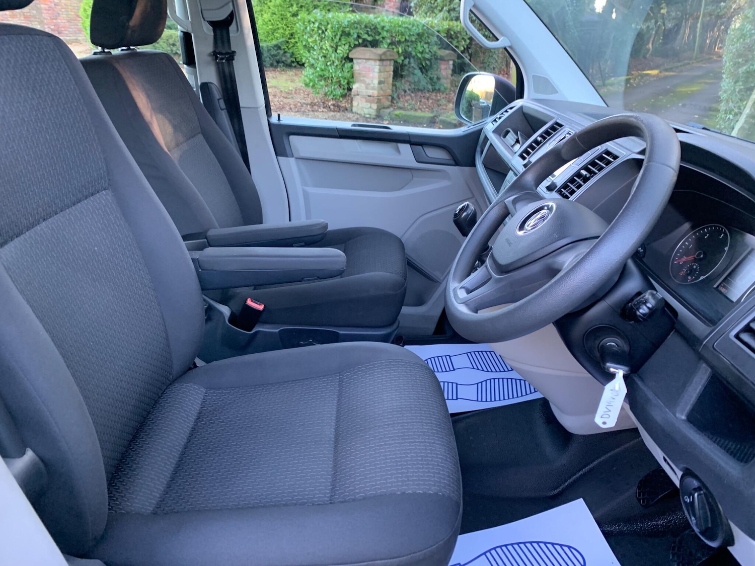 Used Volkswagen Transporter Shuttle 2019 for sale - 76644726: Photo 11