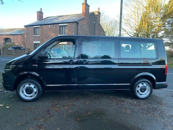 Used Volkswagen Transporter Shuttle 2019 for sale - 76644726: Photo