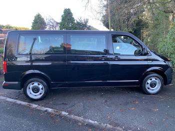 Used Volkswagen Transporter Shuttle 2019 for sale - 76644726: Photo