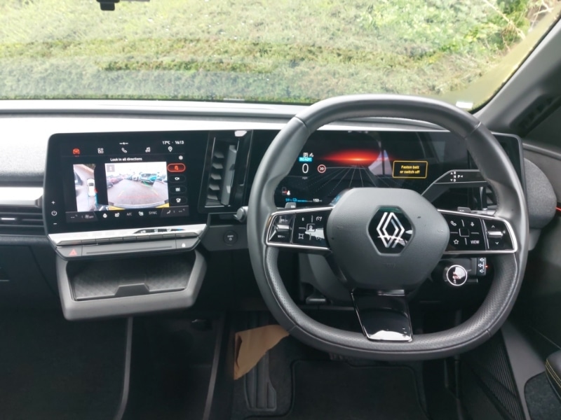 Used Renault Megane E Tech 2023 for sale - 77039346: Photo 7