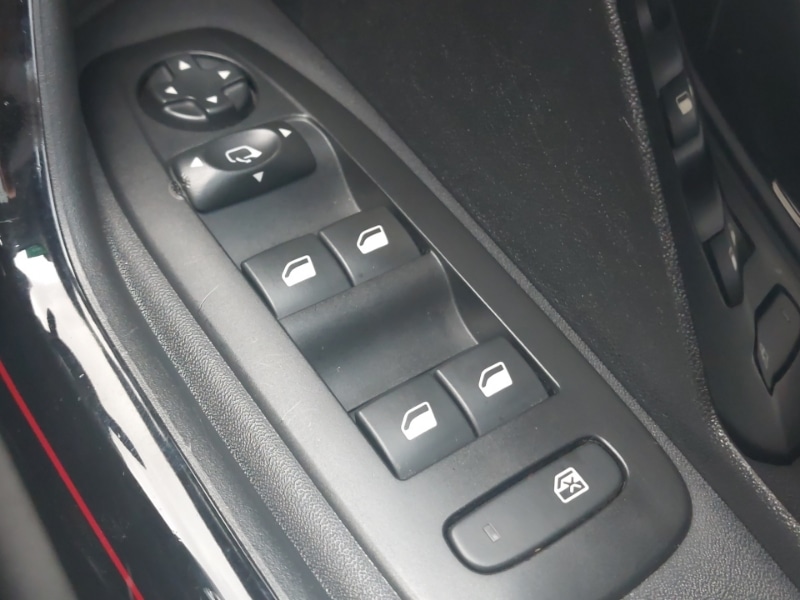 Used Peugeot 2008 2019 for sale - 77652242: Photo 14