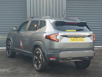 Used Dacia Duster 2025 for sale - 77178442: Photo