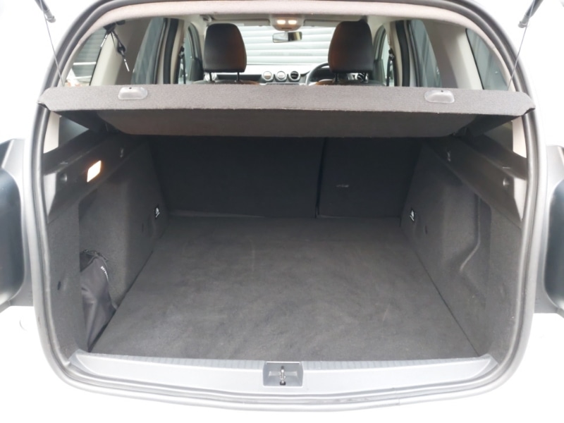 Used Dacia Duster 2023 for sale - 77385789: Photo 8