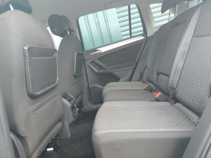 Used Volkswagen Tiguan 2018 for sale - 77947920: Photo 6