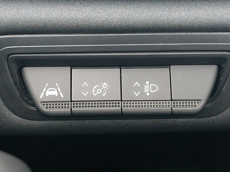 Used Renault Captur 2022 for sale - 77062702: Photo 15