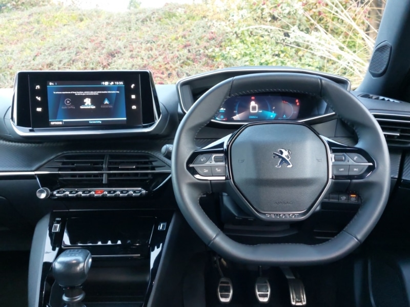 Used Peugeot 2008 2023 for sale - 76411029: Photo 7