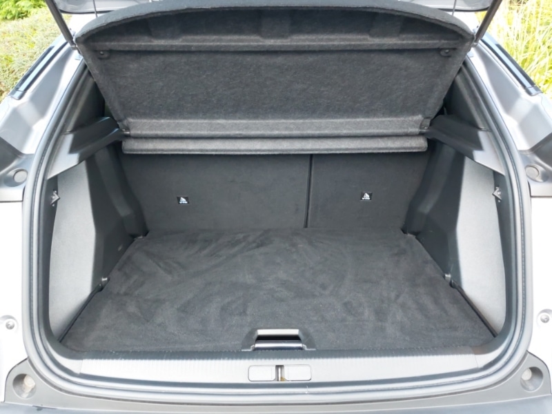 Used Peugeot 2008 2023 for sale - 76411029: Photo 8