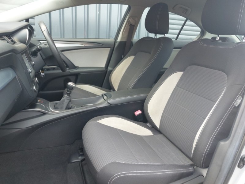 Used Toyota Avensis 2017 for sale - 77938950: Photo 5