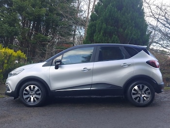 Used Renault Captur 2018 for sale - 77114646: Photo