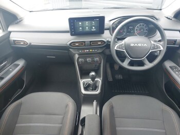 Used Dacia Sandero Stepway 2023 for sale - 78490568: Photo