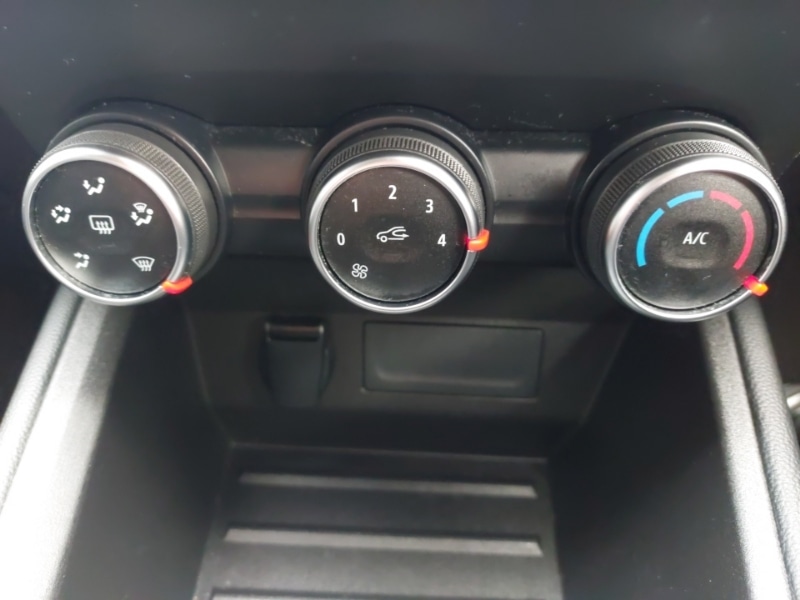 Used Renault Clio 2021 for sale - 77265786: Photo 17