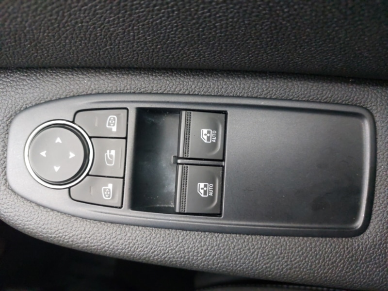 Used Renault Clio 2021 for sale - 77265786: Photo 19