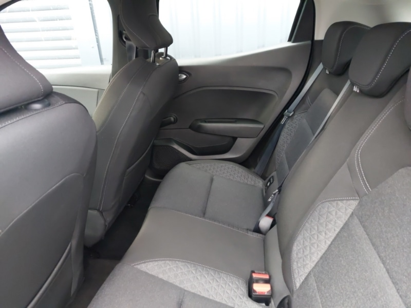 Used Renault Clio 2021 for sale - 77265786: Photo 6