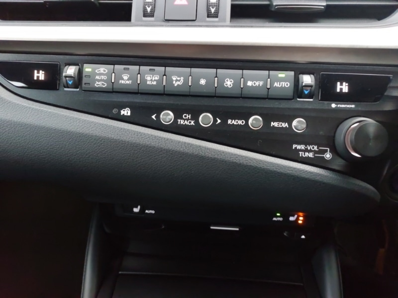 Used Lexus ES 2019 for sale - 76518895: Photo 17