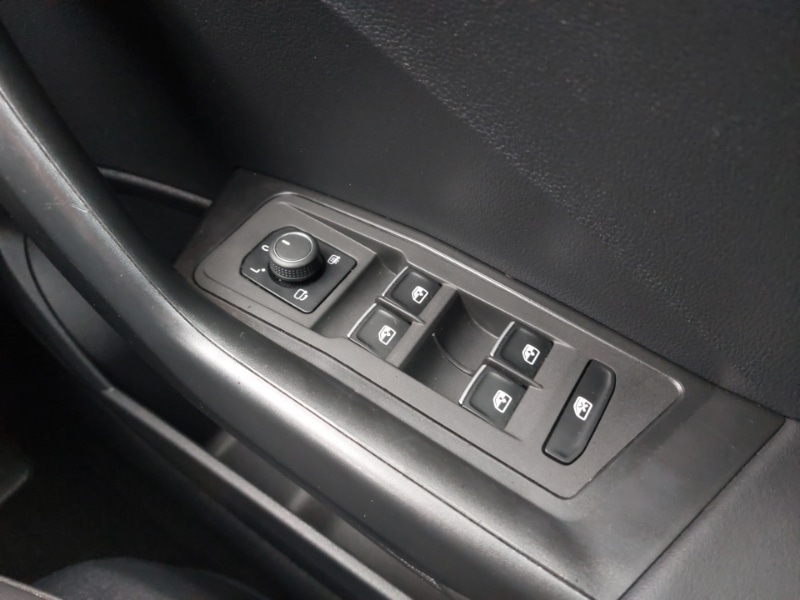 Used Volkswagen T-Roc 2019 for sale - 76834168: Photo 12