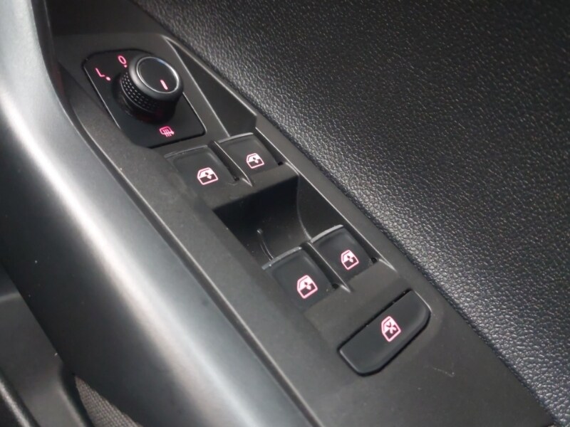 Used Volkswagen Polo 2018 for sale - 77311668: Photo 15