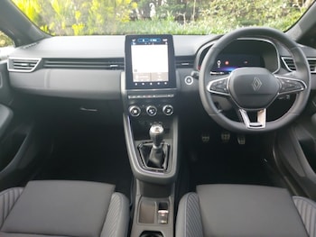 Used Renault Clio 2025 for sale - 75964031: Photo