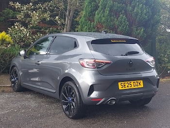 Used Renault Clio 2025 for sale - 75964031: Photo
