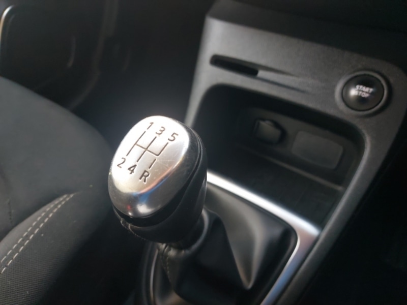 Used Renault Captur 2019 for sale - 76602359: Photo 18