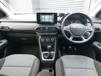 Used Dacia Sandero Stepway 2025 for sale - 78006174: Photo