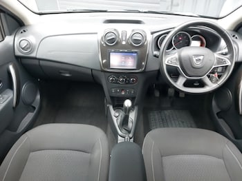 Used Dacia Sandero 2017 for sale - 78606533: Photo