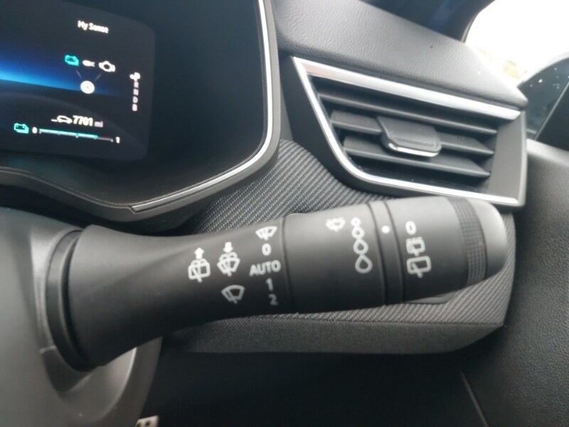 Used Renault Clio 2024 for sale - 77491344: Photo 15