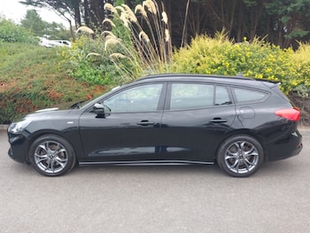 Used Ford Focus 2019 for sale - 75702135: Photo