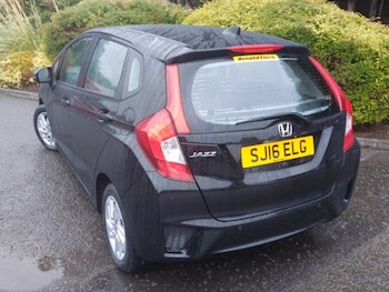 Used Honda Jazz 2016 for sale - 76166273: Photo 3