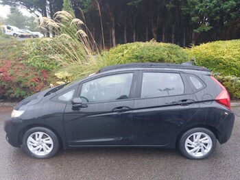 Used Honda Jazz 2016 for sale - 76166273: Photo 4