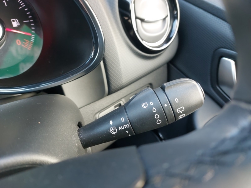 Used Renault Clio 2017 for sale - 76411033: Photo 14