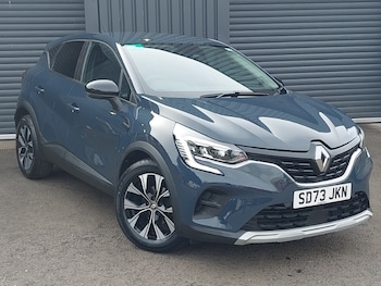Used Renault Captur 2023 for sale - 78317873: Photo