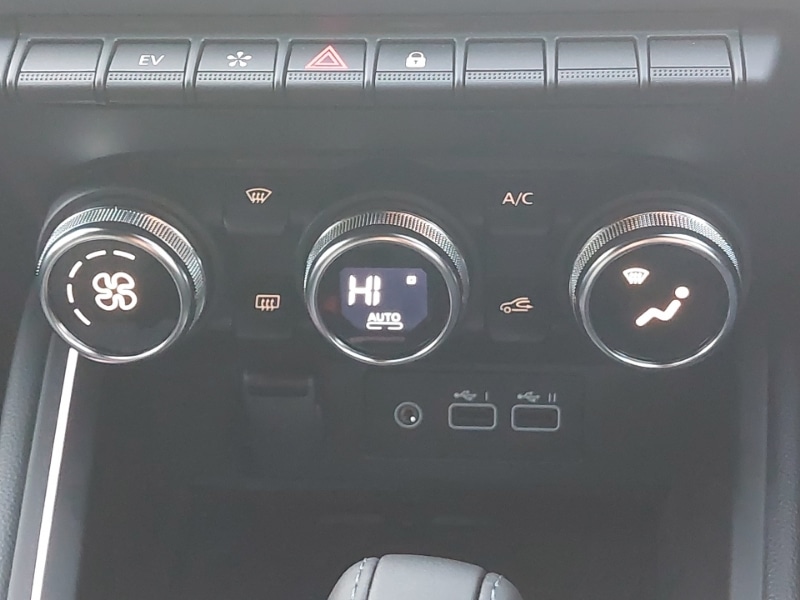 Used Renault Clio 2025 for sale - 77097153: Photo 16