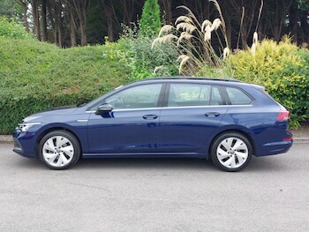 Used Volkswagen Golf 2021 for sale - 75424619: Photo