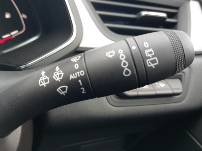 Used Renault Captur 2023 for sale - 77815320: Photo 16