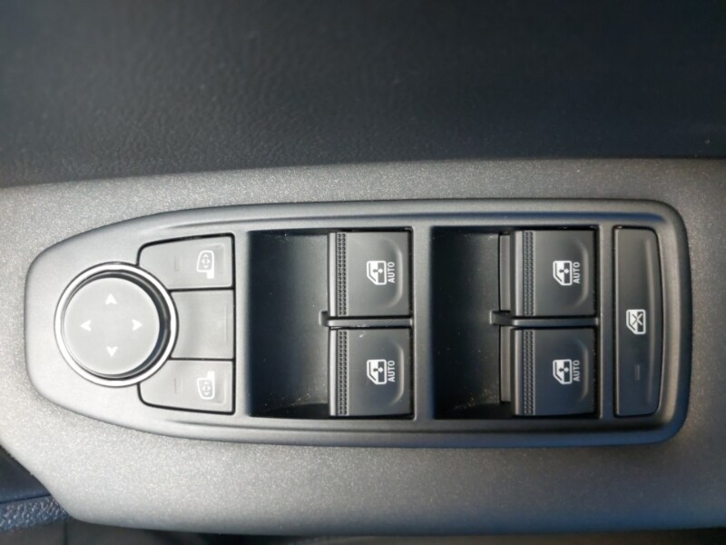 Used Renault Captur 2023 for sale - 77815320: Photo 18