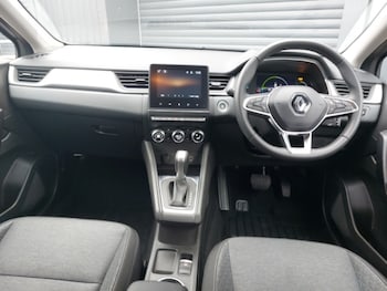 Used Renault Captur 2023 for sale - 77815320: Photo