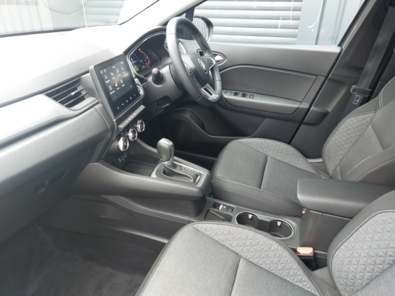 Used Renault Captur 2023 for sale - 77815320: Photo 5